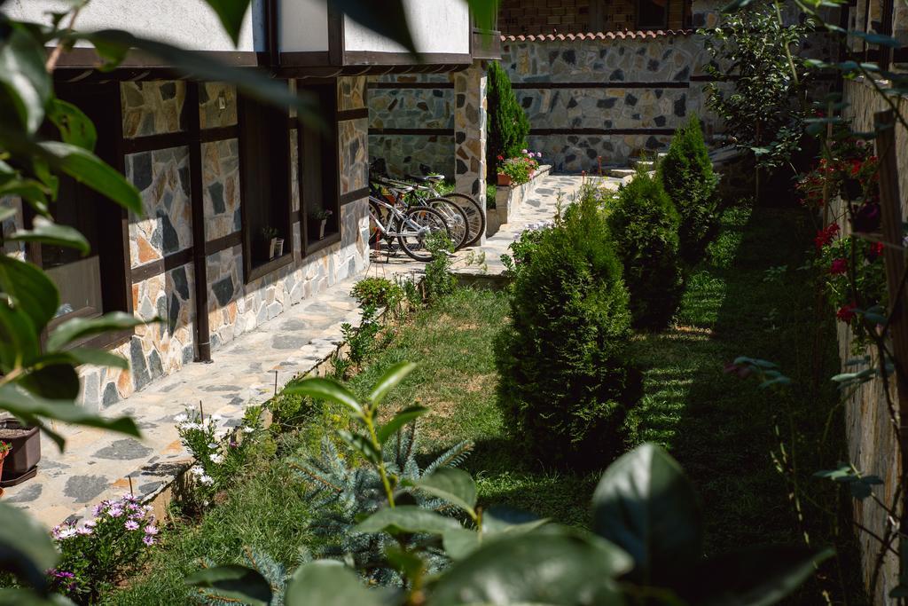 Guest house Topalovi 3*